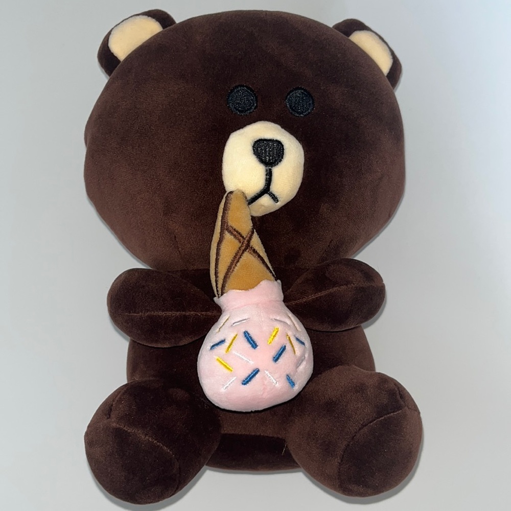 Brown Bear with Icecream